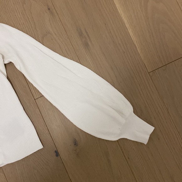 Pearl Button Cardigan - Picture 2 of 3